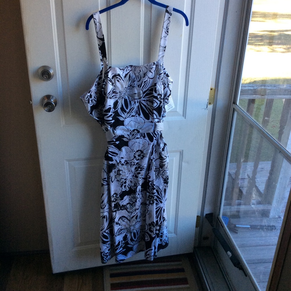 NWT Kara Stevens 24W  Sundress